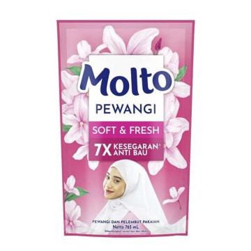 Nước xả vải Molto Soft & Fresh thơm mát gấp 7 lần & khử mùi 780 ml